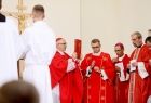 Kapłani i biskupi biorący udział w nabożeństwie 